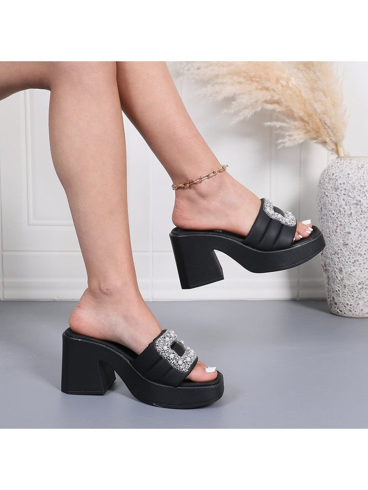 Cozy Comfort Slip-On Slippers for Ultimate Relaxation and Style Black / 36 Beige / 36 Black / 37 Black / 36-Beige / 36-Black / 37-Beige / 37-Black / 38-Beige / 38-Black / 39-Beige / 39-Black / 40-Beige / 40-Black / 41-Beige / 41-Black / 42-Beige / 42-