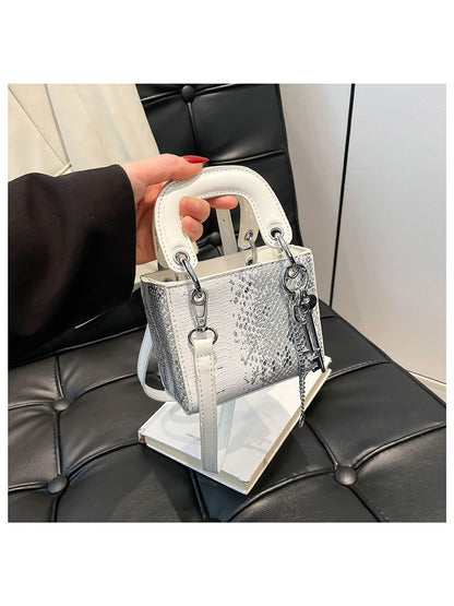 https://imgs3.wholesale7.net/jxc/images/202506/25/goods_img/_P_20250625115215401_843.jpeg