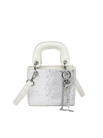 https://imgs3.wholesale7.net/jxc/images/202506/25/goods_img/_P_20250625115216478_315.jpeg
