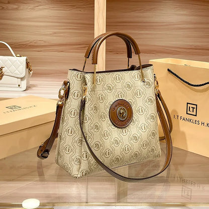 Light luxury brand women's handbag designer's high-quality shoulder bag, fashion