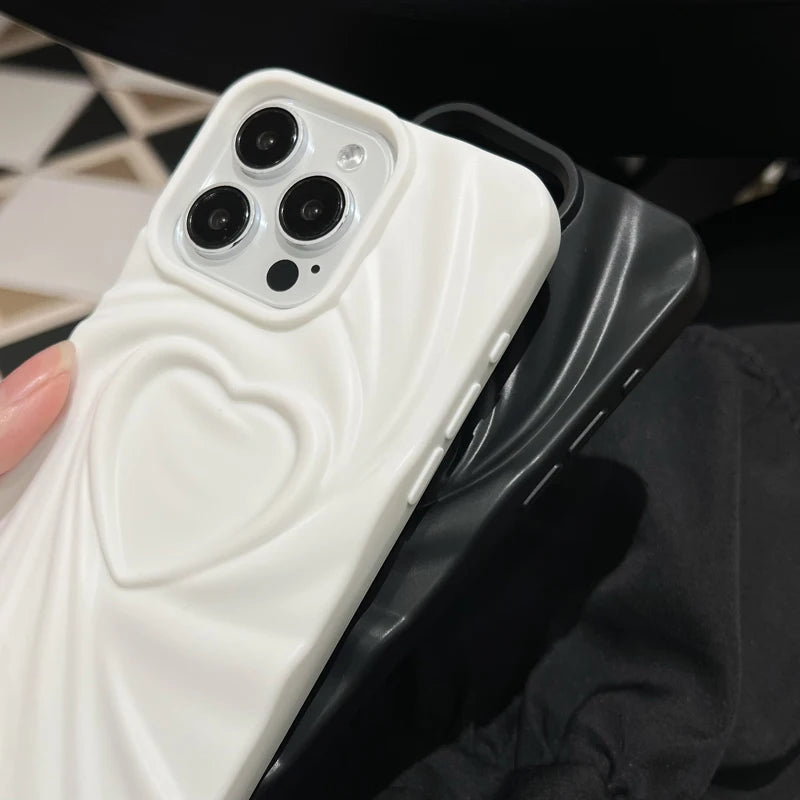 Fashion Fold Wrinkle 3D Love Heart Phone Case For iPhone 13 14 15 Pro Max 16 Plus 11 12 ProMax Soft Matte Silicone Full Cover