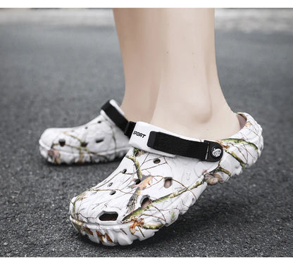 Men Slippers High Quality Anti-Slip Garden Shoes Lightweight Fashion Casual Sandals