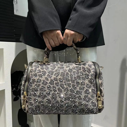 Ladies' fashionable and gorgeous diamond studded tote bag with leopard pattern and full diamond cylindrical handbag