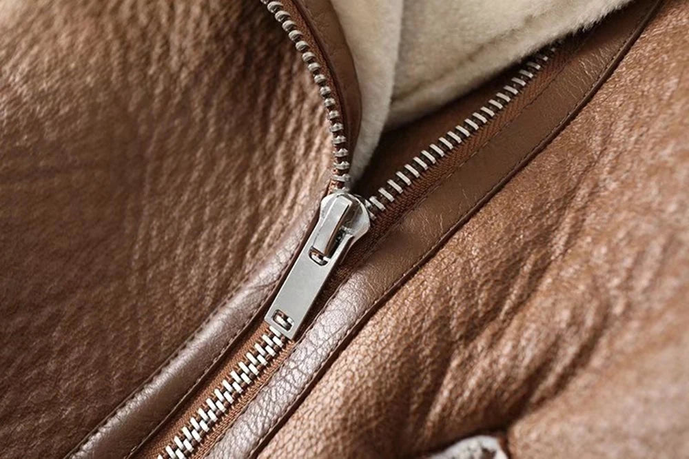 Thick and warm faux leather jacket Coat women's beige long-sleeved belt jacket women 2025 winter fashion new streetwear Tops