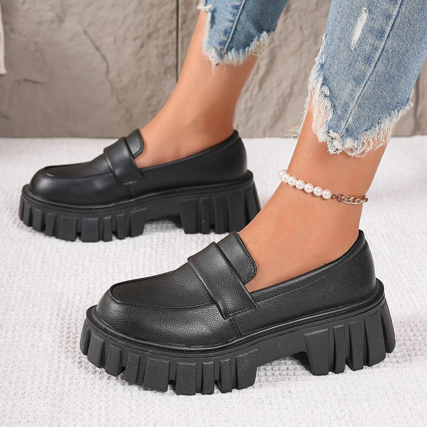 Thick Sole Step On Round Toe Casual Comfortable Slip On Platform Sneakers