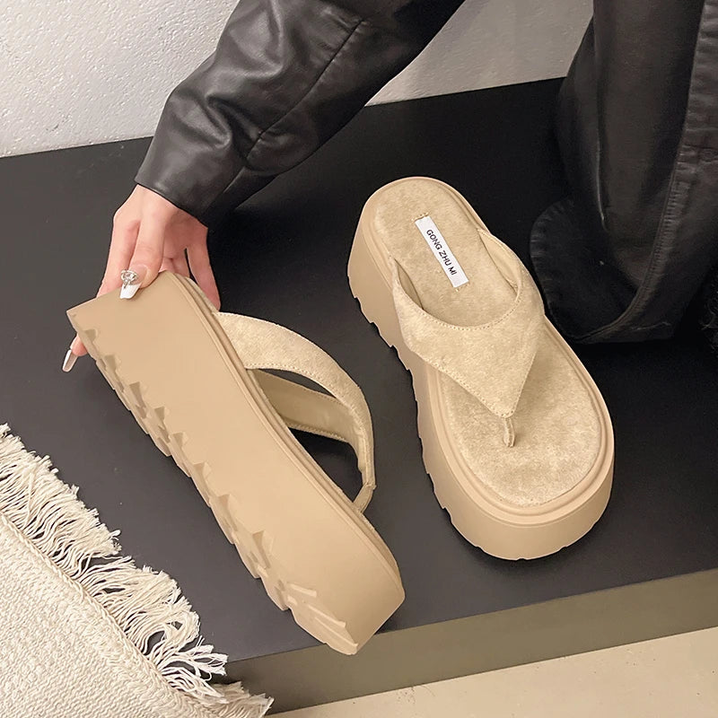 Thick Bottom Flip Flops Outdoor High Waist Seaside Beach Leisure Flip Flops Suede