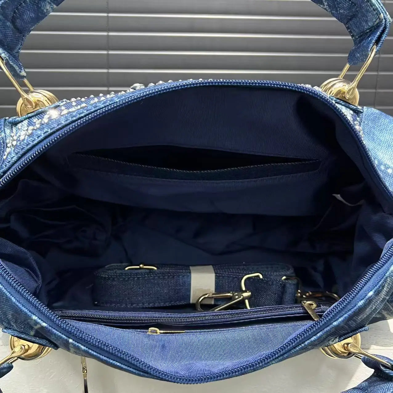 Gemstone inlaid elegant handbag, Boston bag, personalized street style