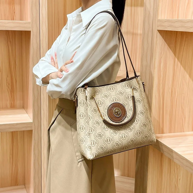 Light luxury brand women's handbag designer's high-quality shoulder bag, fashion