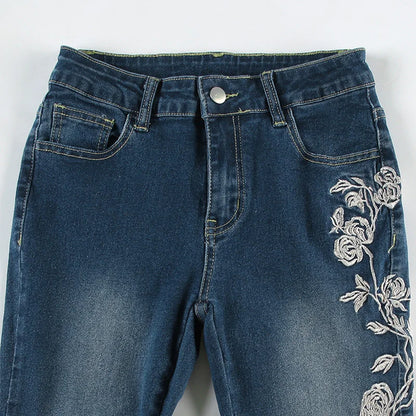 Woman's Flowers Embroidered Flared Denim Pants Slim Dragging Long Jeans