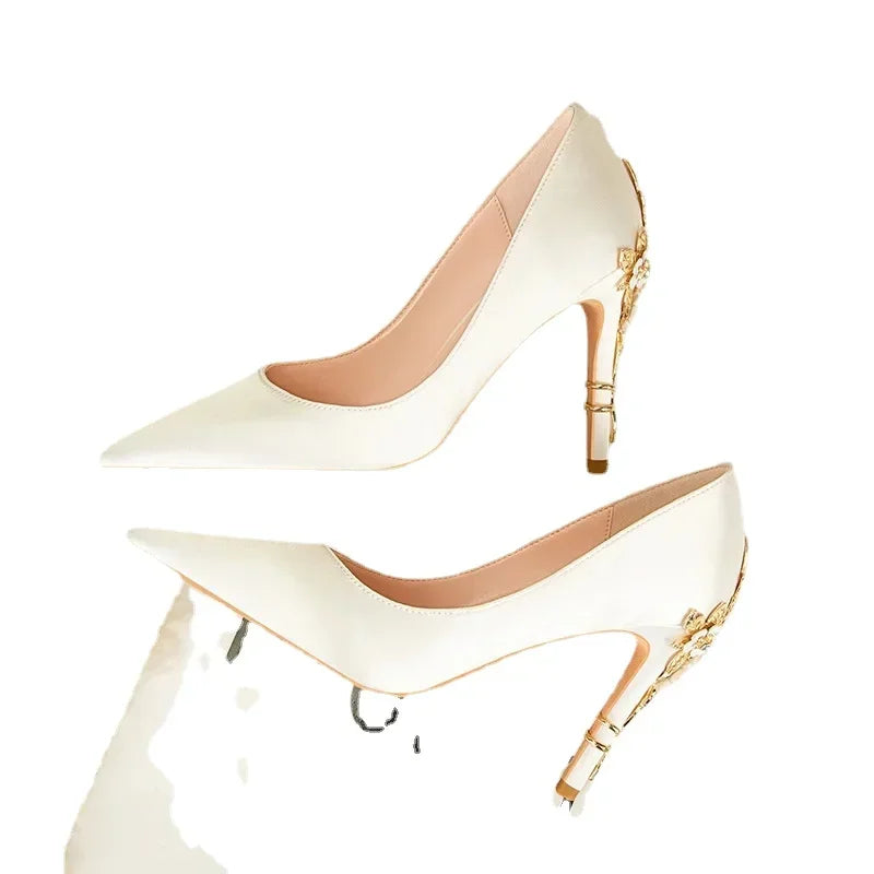 Women's Metal Flowers Stiletto High-heel Shoes Female  Light Luxury Wedding Shoes Pointed Toe