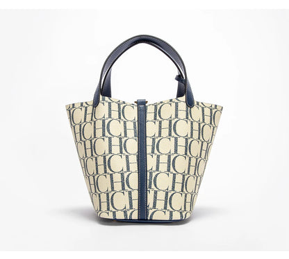 CH Large Capacity Daily Commuter Crossbody Bag Fashion Letter Print Design Ladies Temperament Shoulder Bag Versatile Premium