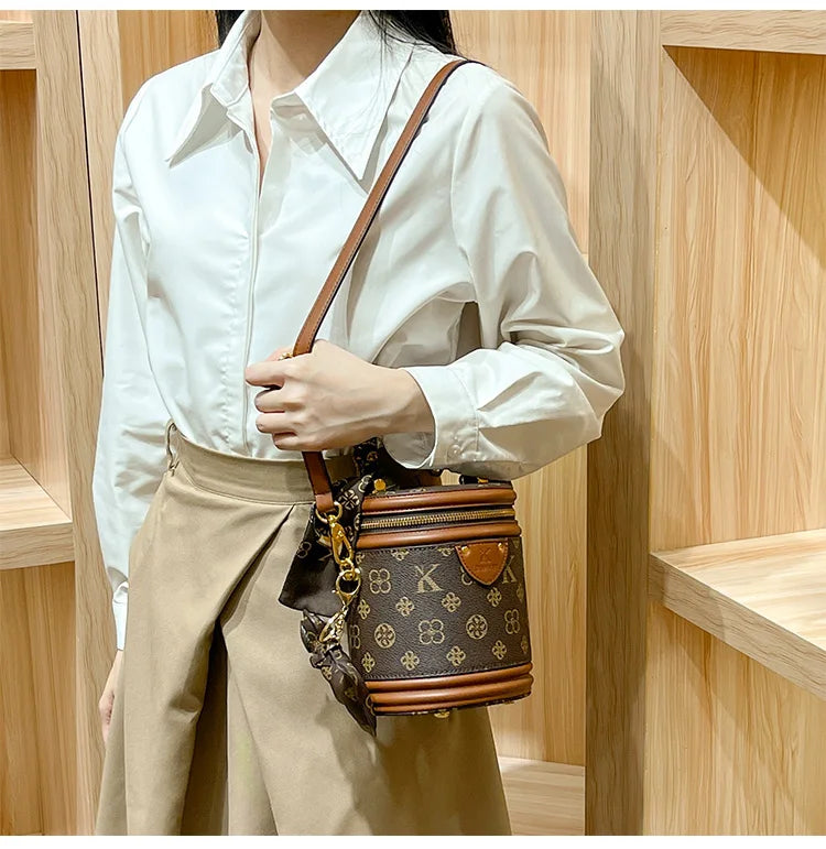 Light luxury brand women's handbag high-end sense contrasting color shoulder bag bucket bag