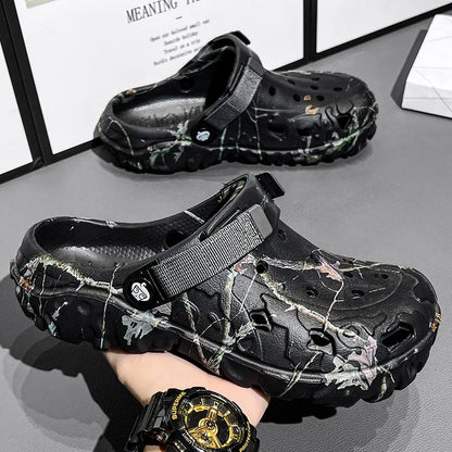 Men Slippers High Quality Anti-Slip Garden Shoes Lightweight Fashion Casual Sandals