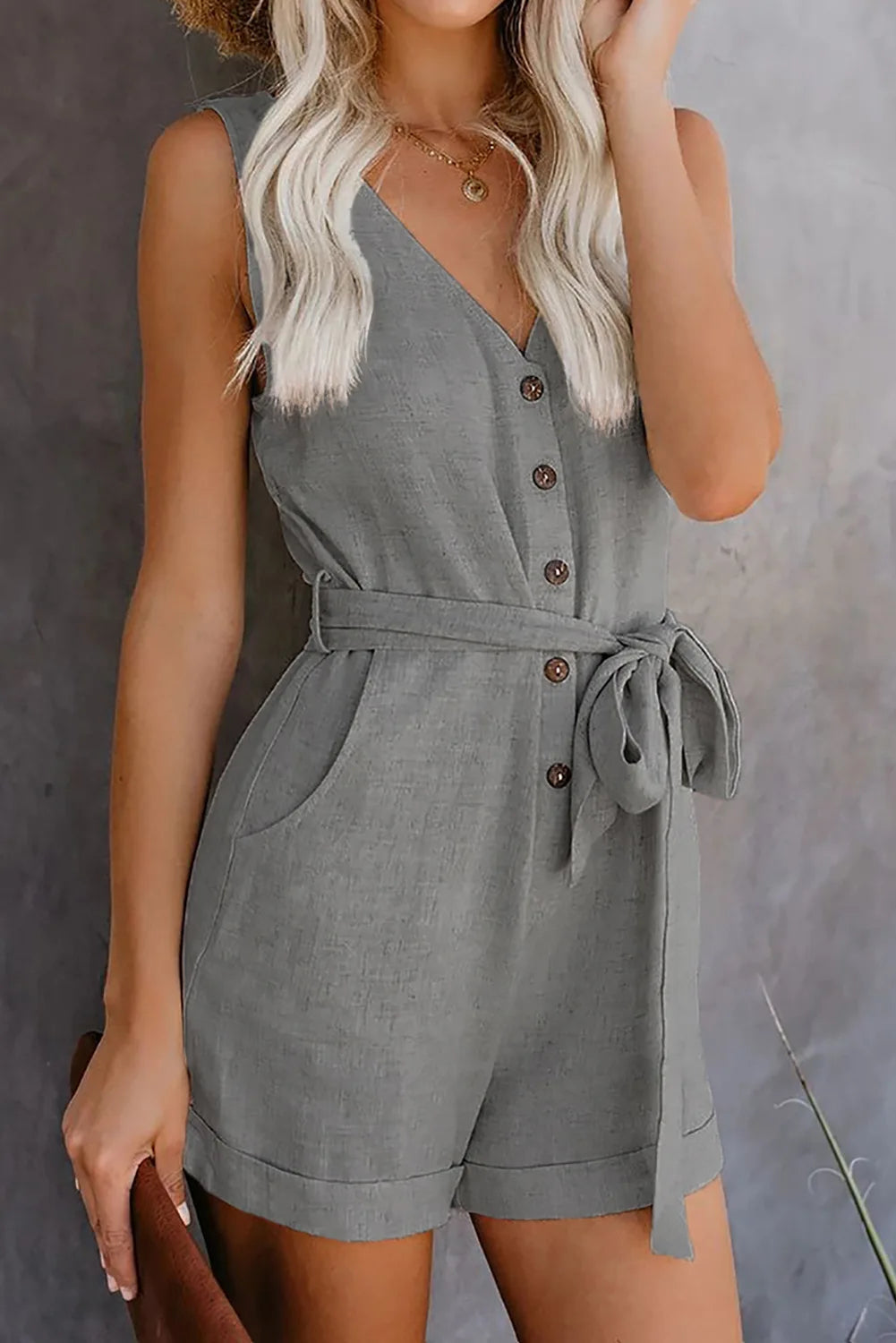 Women's Casual V-neck Monochromatic Jumpsuit, Five-Point Shorts