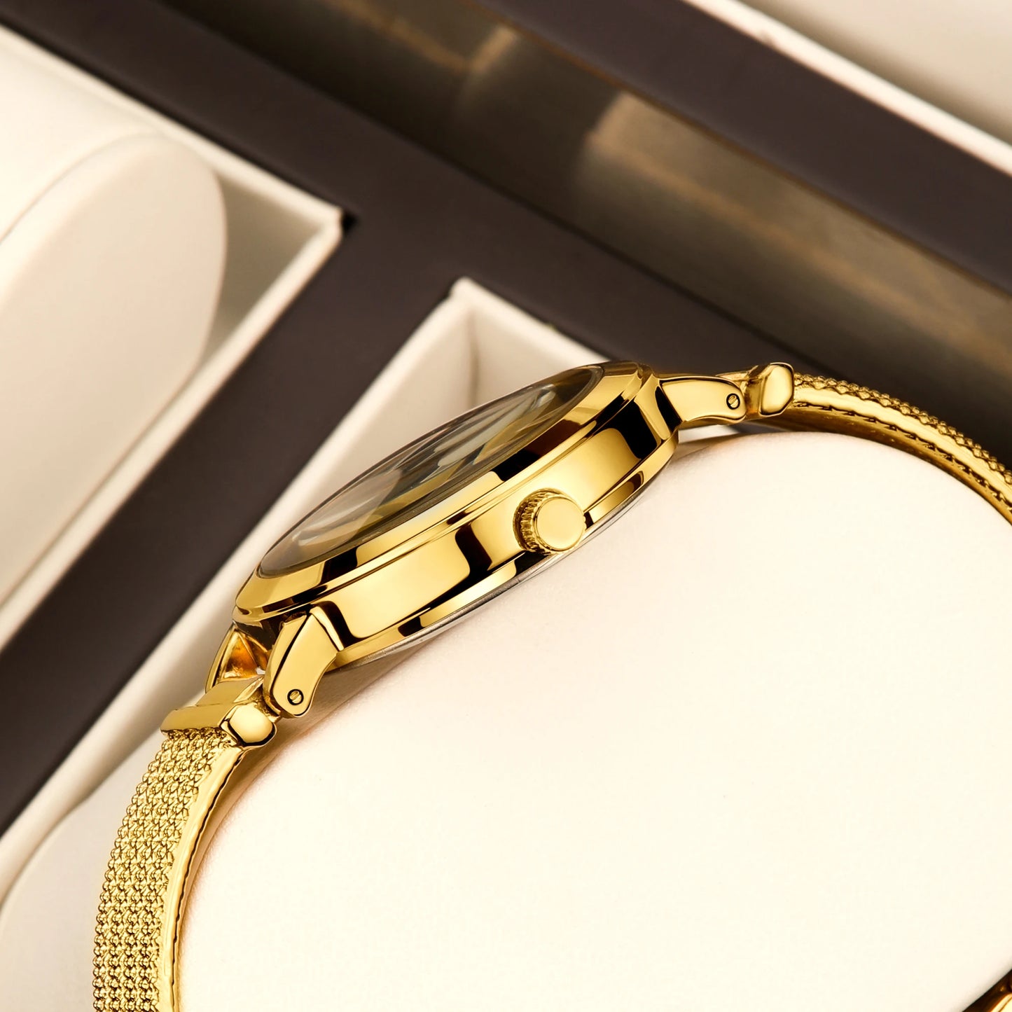 Ladies Quartz Watch Rhinestone Analog Scale Luxury Gold Watch Skeleton Wristband Gift Boxed