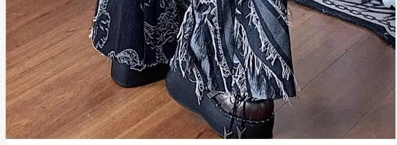 American Subculture Printed Dragon Pattern Raw Edge Slightly Flared Jeans Women's Low-waisted Slim Fit Flared Pants