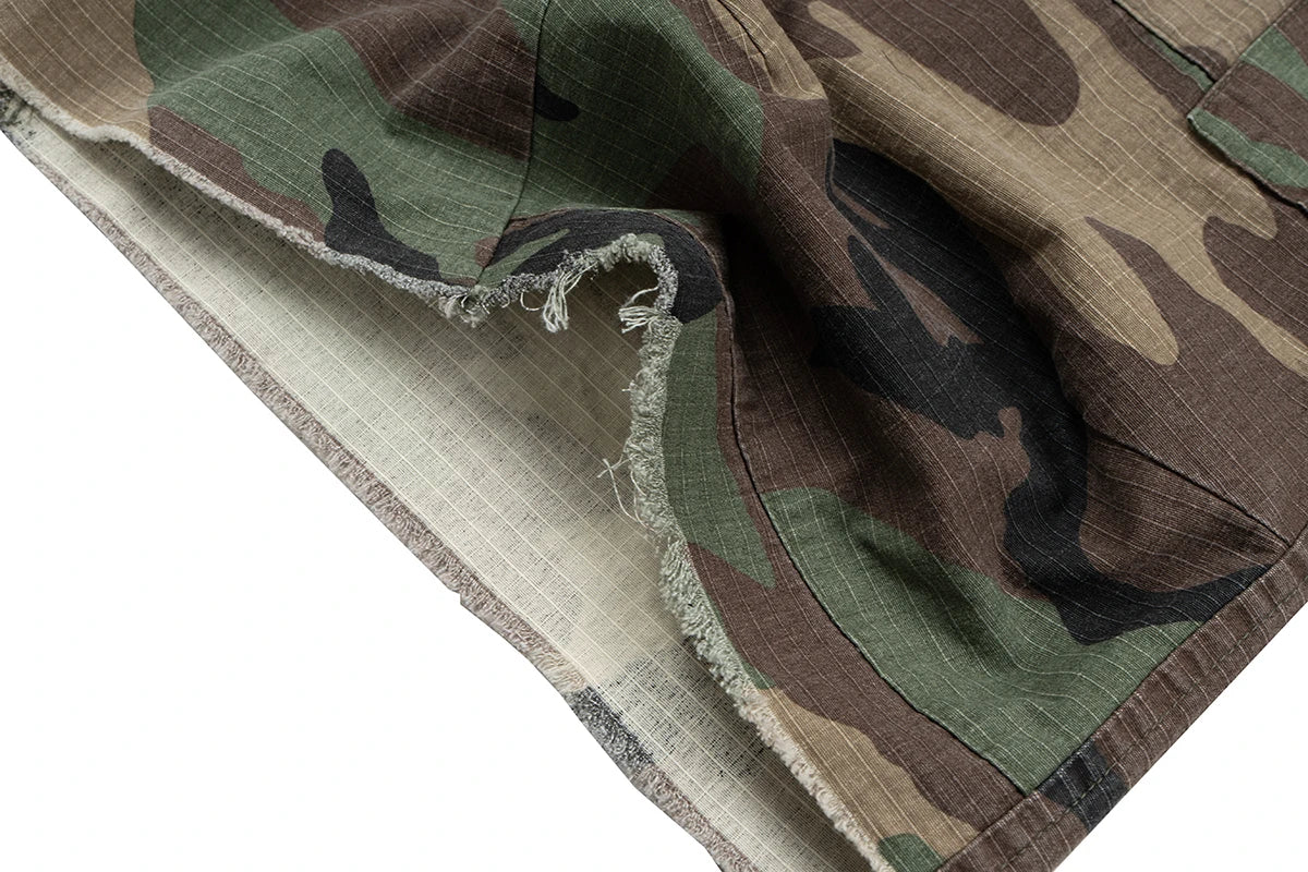 Silhouette Camouflage Cargo Cropped Shorts for Men Wide Leg Patchwork Baggy Over Knee Pants