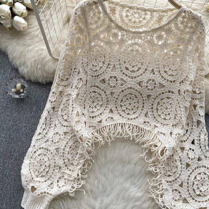 Casual Loose Knitting Top O Neck Hook Flower Hollow Long Sleeved Tassel Design Fashion French Vintage Blouse