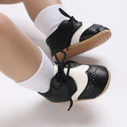 Baby Shoes Classic Soft Soled Sports Shoes 0-1 Year Old Baby Pre Walking Shoes Shoelaces