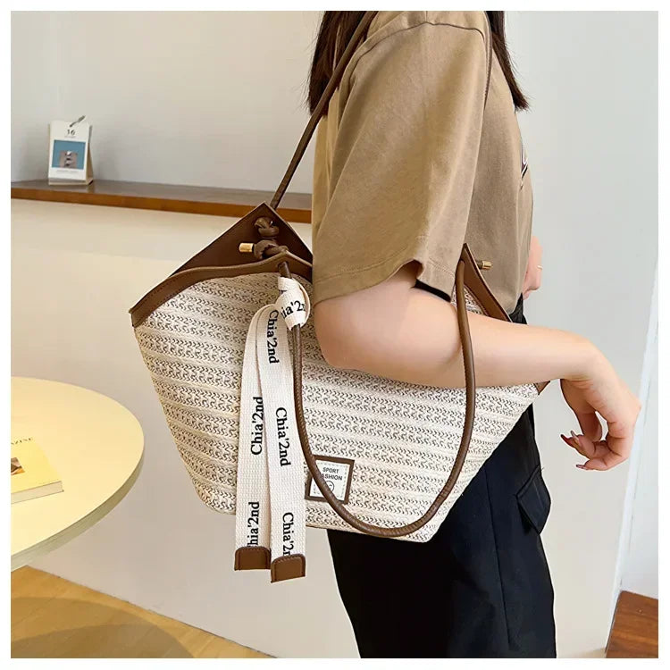 Straw Beach Bag Vintage Handmade Woven Shoulder Bag Raffia circle Rattan bag Bohemian