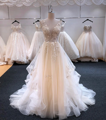 SL-6254 Gorgeous Appliques Court Train A-Line V-neck Wedding Dresses Luxury Beaded Backless Bridal Gown vestido de noiva - Fashionqueene.com