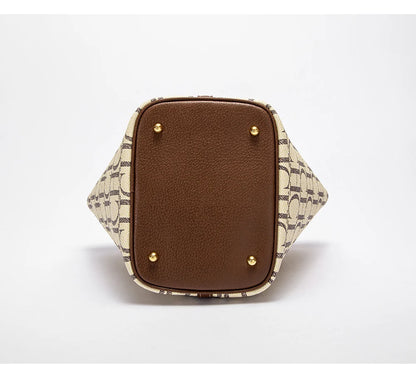 CH Large Capacity Daily Commuter Crossbody Bag Fashion Letter Print Design Ladies Temperament Shoulder Bag Versatile Premium