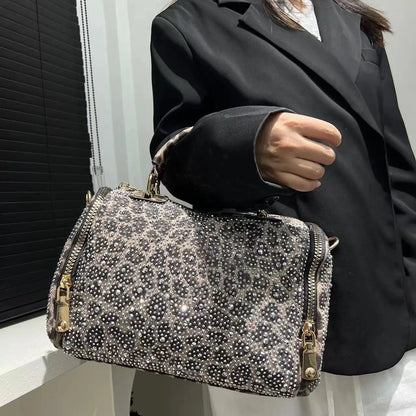 Ladies' fashionable and gorgeous diamond studded tote bag with leopard pattern and full diamond cylindrical handbag