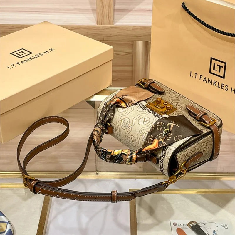 fashionable and versatile high-end handbag single shoulder crossbody bag