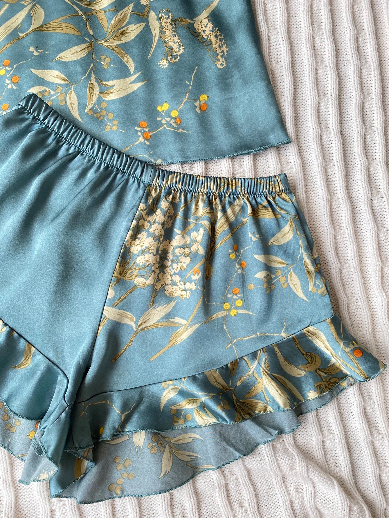 Elegant Floral Print Cami Tops   Ruffle Hem Shorts Pajama Set  Women's Sleepwear