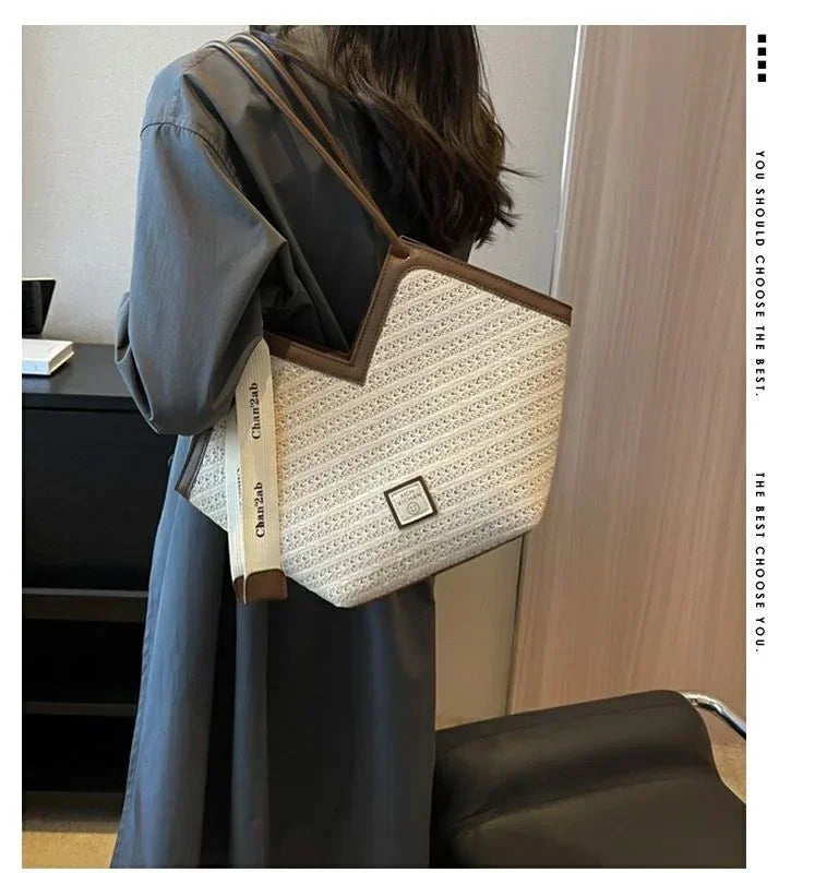 Straw Beach Bag Vintage Handmade Woven Shoulder Bag Raffia circle Rattan bag Bohemian