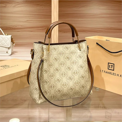 Light luxury brand women's handbag designer's high-quality shoulder bag, fashion