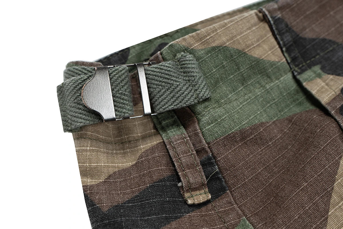 Silhouette Camouflage Cargo Cropped Shorts for Men Wide Leg Patchwork Baggy Over Knee Pants