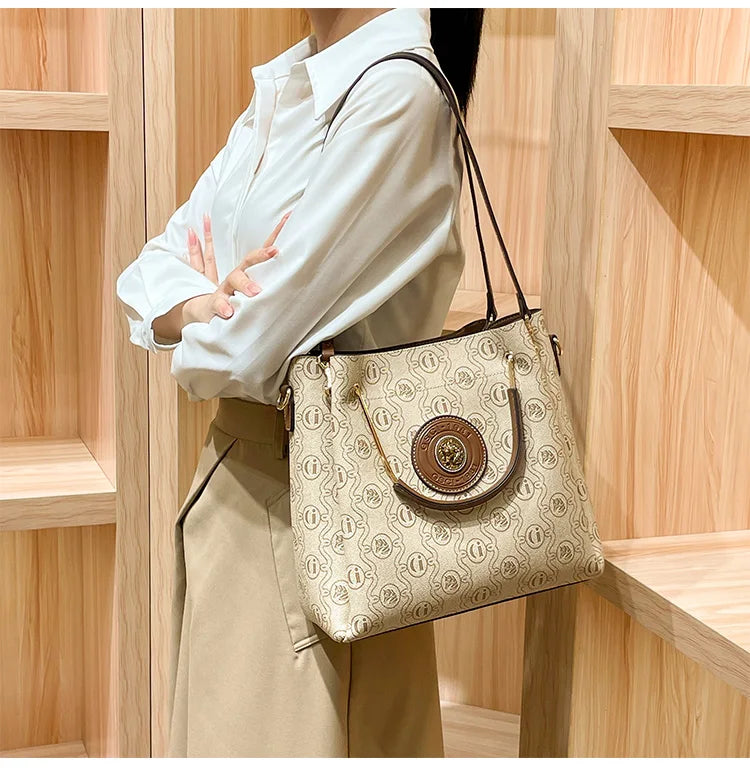 Light luxury brand women's handbag designer's high-quality shoulder bag, fashion