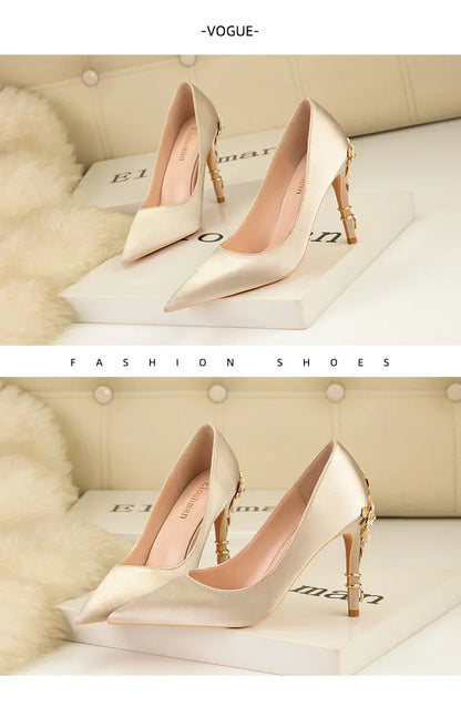 Women's Metal Flowers Stiletto High-heel Shoes Female  Light Luxury Wedding Shoes Pointed Toe