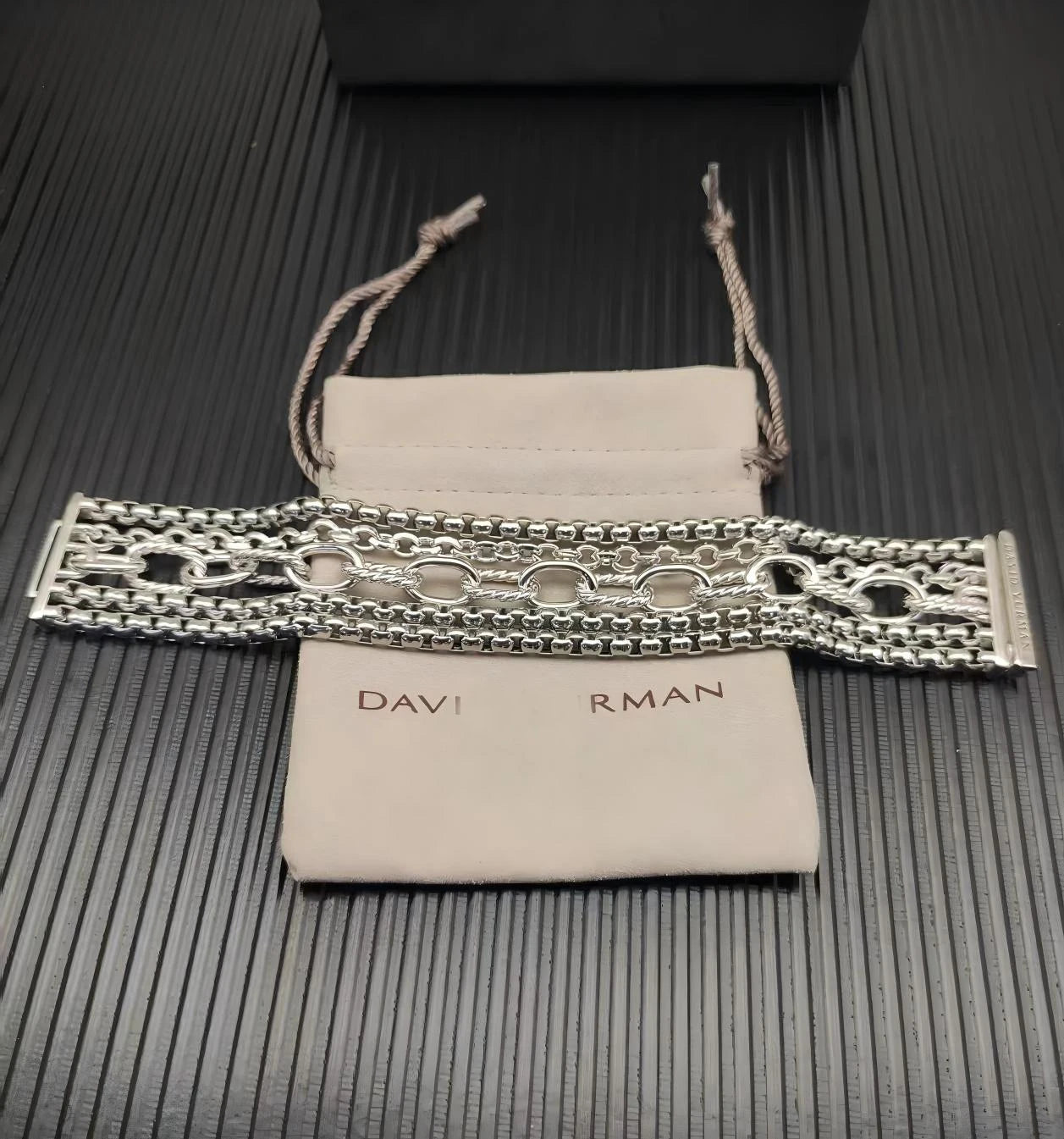 2025 New DY Bracelet Fashionable Simple Temperament Couple Bracelet Daily Wear Beaded Bracelet Men and Women Can Wear