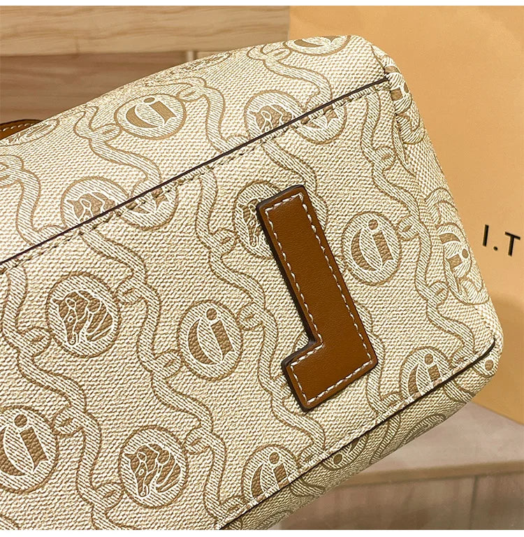 Light luxury brand women's handbag designer's high-quality shoulder bag, fashion