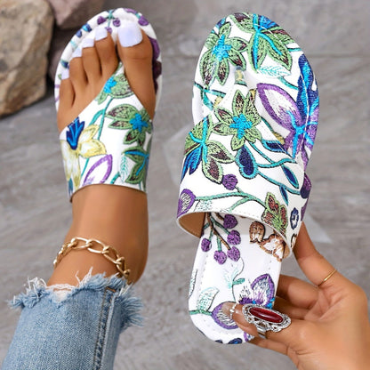 Trendy Womens Flip Flops with Vibrant Floral Print - Fashion-Forward Beach Slides for Summer - Comfortable Casual Outdoor Shoes - Fashionqueene.com-flipflops