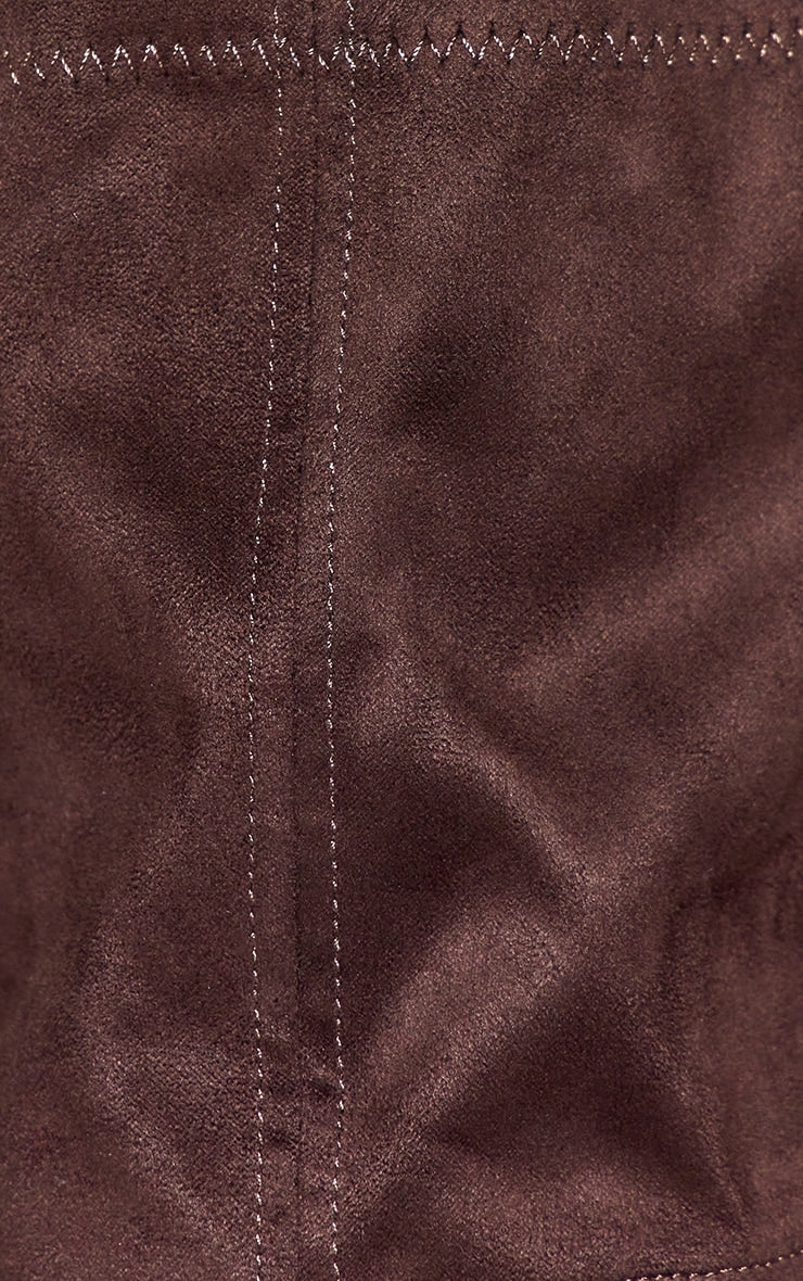 https://cdn-img.prettylittlething.com/b/3/6/f/b36fb86e1383ee879a80167c5b7ed444102442d5_CNN5169_5_chocolate_faux_suede_round_toe_riding_knee_high_boot.jpg