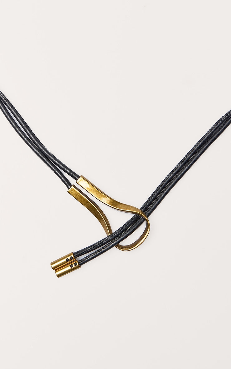 https://cdn-img.prettylittlething.com/b/e/4/c/be4ca2b1267012f15059e41de26923a084461384_CNO0118_3_black_rope_belt_with_gold_hardware.jpg