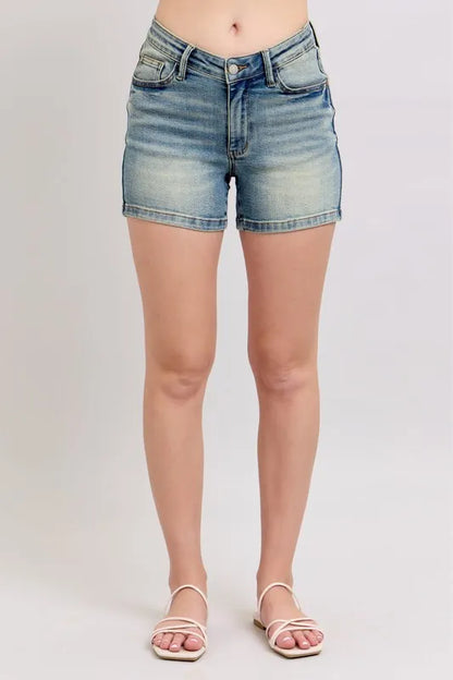 Judy Blue V-Front Vintage Wash Shorts MD / S MD / M MD / L MD / S-MD / M-MD / L-MD / 2XL-MD / 3XL-MD / 1XL-