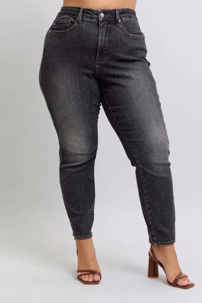 Judy Blue Full Size Midi Rise Tummy Control Slim Jeans Plus Size BK / 24W BK / 0(24) BK / 1(25) BK / 24W-BK / 0(24)-BK / 1(25)-BK / 3(26)-BK / 5(27)-BK / 7(28)-BK / 9(29)-BK / 11(30)-BK / 13(31)-BK / 15(32)-BK / 14W-BK / 16W-BK / 18W-BK / 20W-BK / 22W-