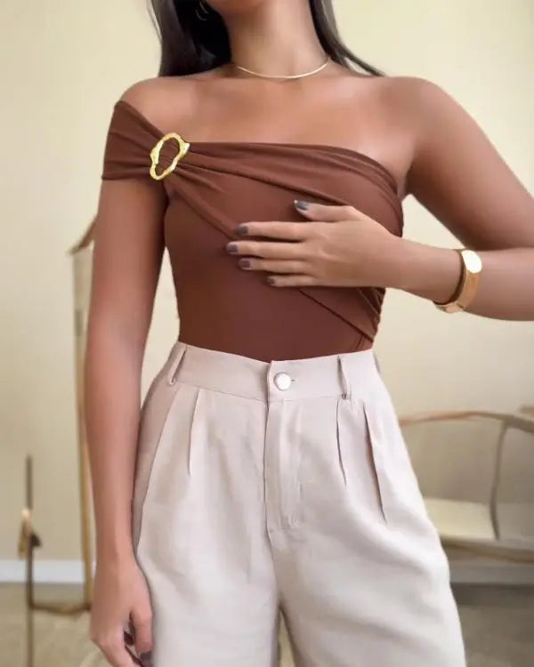 Chic & Sleek: One-Shoulder Slim Fit Bodysuit with Heart-Shaped Accent brown / S(4) brown / M(6) brown / L(8-10) brown / S(4)-brown / M(6)-brown / L(8-10)-brown / XL(12)-