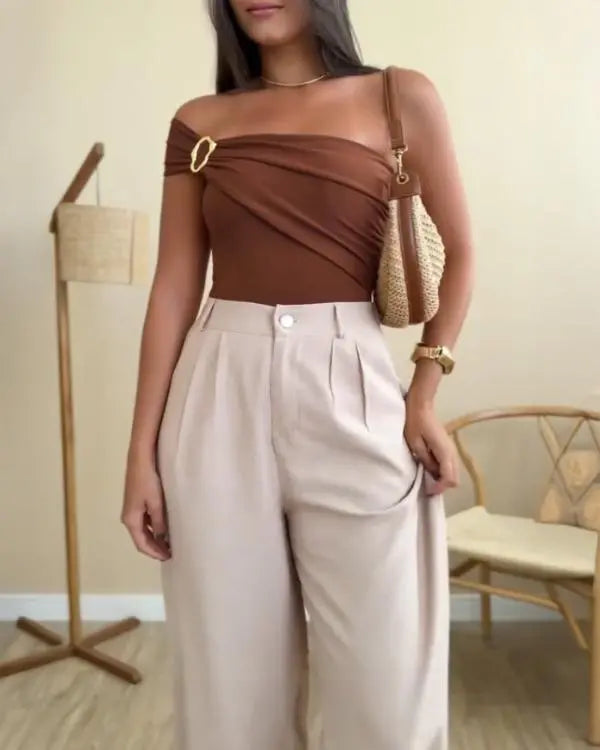 Chic & Sleek: One-Shoulder Slim Fit Bodysuit with Heart-Shaped Accent brown / S(4) brown / M(6) brown / L(8-10) brown / S(4)-brown / M(6)-brown / L(8-10)-brown / XL(12)-