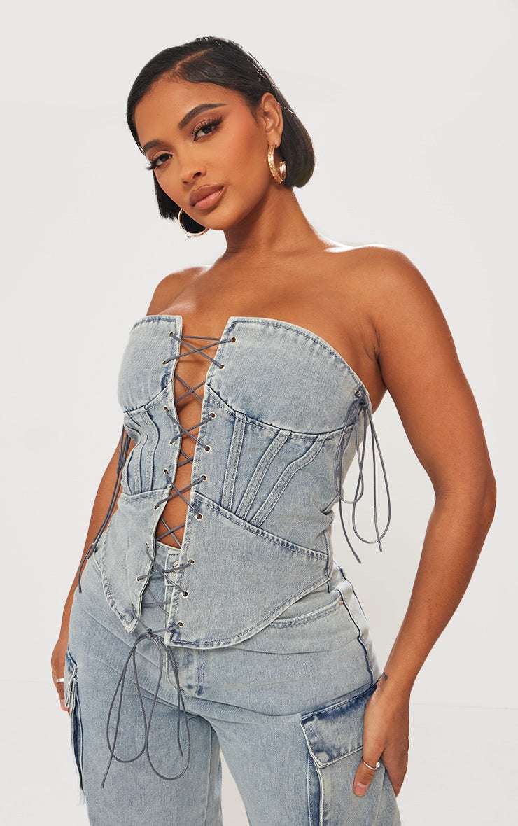 Chic Light Blue Wash Denim Lace-Up Front Corset for Flattering Shape Light Blue Wash / 6 Light Blue Wash / 8 Light Blue Wash / 10 Light Blue Wash / 6-Light Blue Wash / 8-Light Blue Wash / 10-Light Blue Wash / 12-Light Blue Wash / 14-Light Blue Wash / 16-Light Blue Wash / 18-Light Blue Wash / 20-Charcoal / 6-Charcoal / 8-Charcoal / 10-Charcoal / 12-Charcoal / 14-Charcoal / 16-Charcoal / 18-Charcoal / 20-