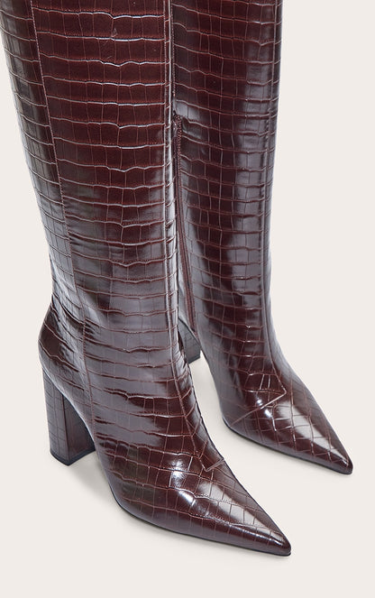 https://cdn-img.prettylittlething.com/f/4/5/3/f4537915975638a7562915b1b2010bc607e00614_CNN8826_5_chocolate_croc_point_toe_block_heel_knee_high_boot.jpg