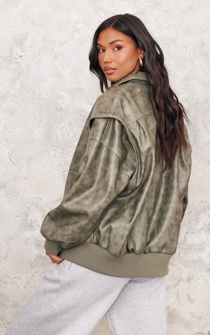 https://cdn-img.prettylittlething.com/f/e/2/a/fe2a4ceeec33c779793031b334857041f62b4e44_cnj4239_2.jpg