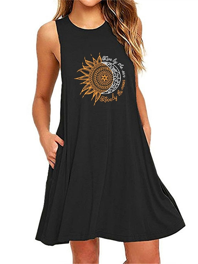 Floral Comfort: Women's Plus Size Casual Cotton Nightgown with Sleeveless Design & Pockets