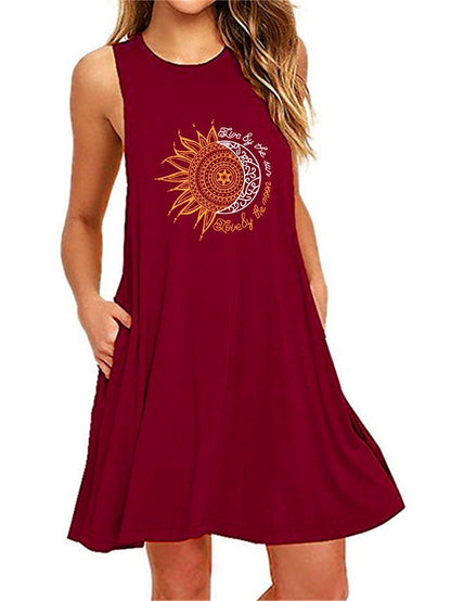 Floral Comfort: Women's Plus Size Casual Cotton Nightgown with Sleeveless Design & Pockets